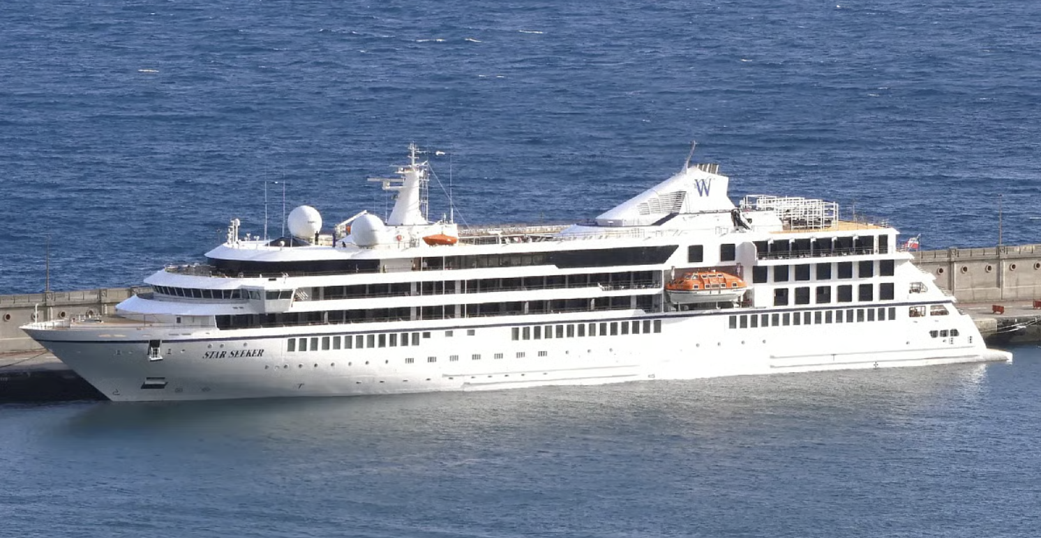 Cruise Ship